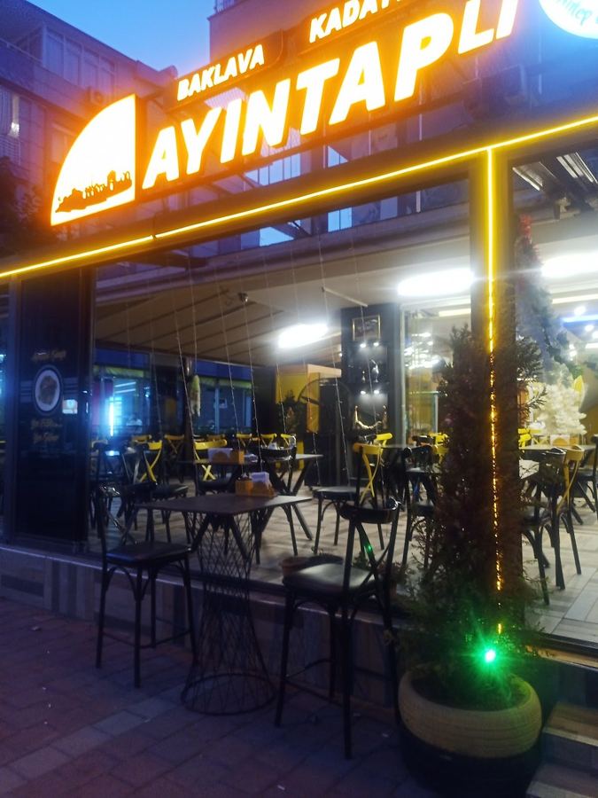 Ayıntaplı Künefe tabelası