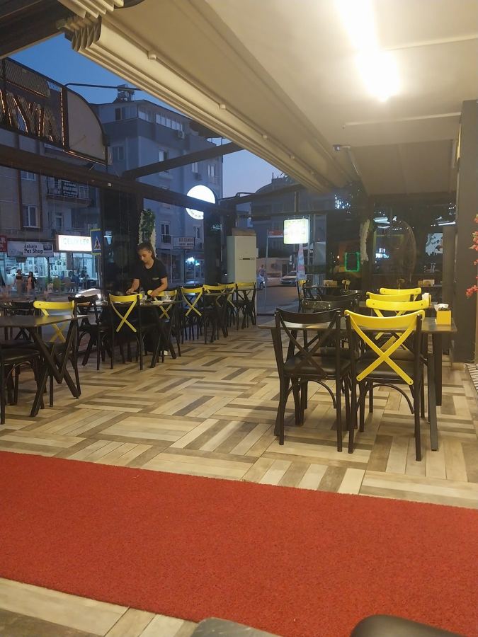 Açık hava oturma alanı